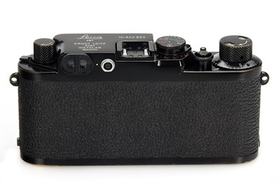 Lot 89 - Leica IIIf Black Paint 'Swedish Army'
