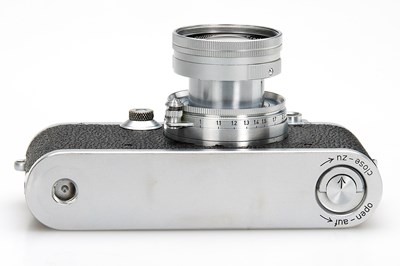 Lot 91 - Leica 72 Wetzlar + Summicron 2/5cm