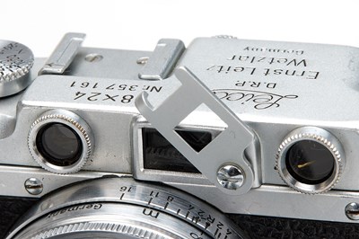 Lot 91 - Leica 72 Wetzlar + Summicron 2/5cm