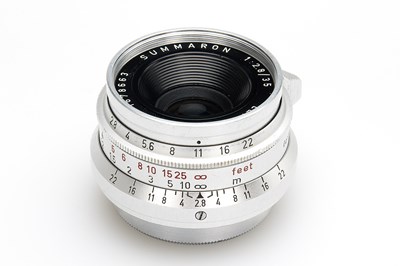 Lot 93 - Leica IIIg Outfit