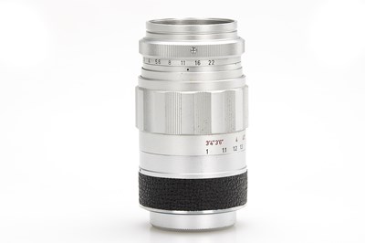 Lot 93 - Leica IIIg Outfit