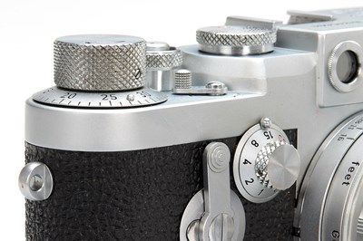 Lot 93 - Leica IIIg Outfit