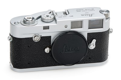 Lot 139 - Leica M2 Button Rewind