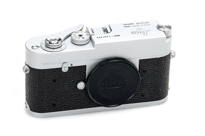 Lot 143 - Leica MD
