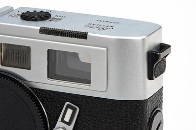 Lot 149 - Leica M5 Chrome 3-Lug