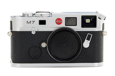 Lot 162 - Leica M7 silver 10504 0.72