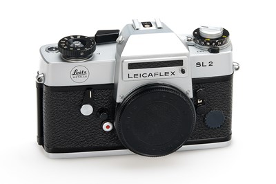 Lot 204 - Leicaflex SL2 Chrome