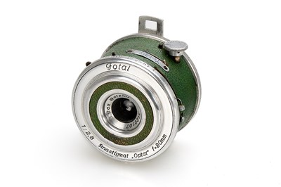 Lot 218 - Fabrik Fotografische Apparate, Germany FOTAL Green