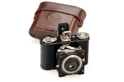 Lot 229 - Plaubel Makinette