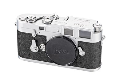 Lot 31 - Leica M3 Chrome