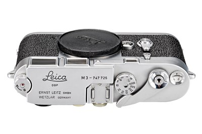 Lot 33 - Leica M3 Chrome