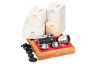 Lot 59 - Leica M6 Chrome LHSA Set