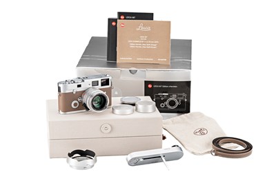 Lot 66 - Leica M7 Hermès 'Veau Swift Etoupe' Edition