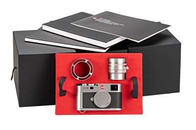 Lot 73 - Leica M9 Titan Edition Walter de Silva