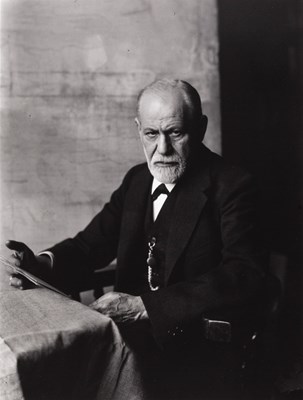 Lot 8 - FERDINAND SCHMUTZER (1870–1928) | Sigmund Freud, Vienna, Austria 1926