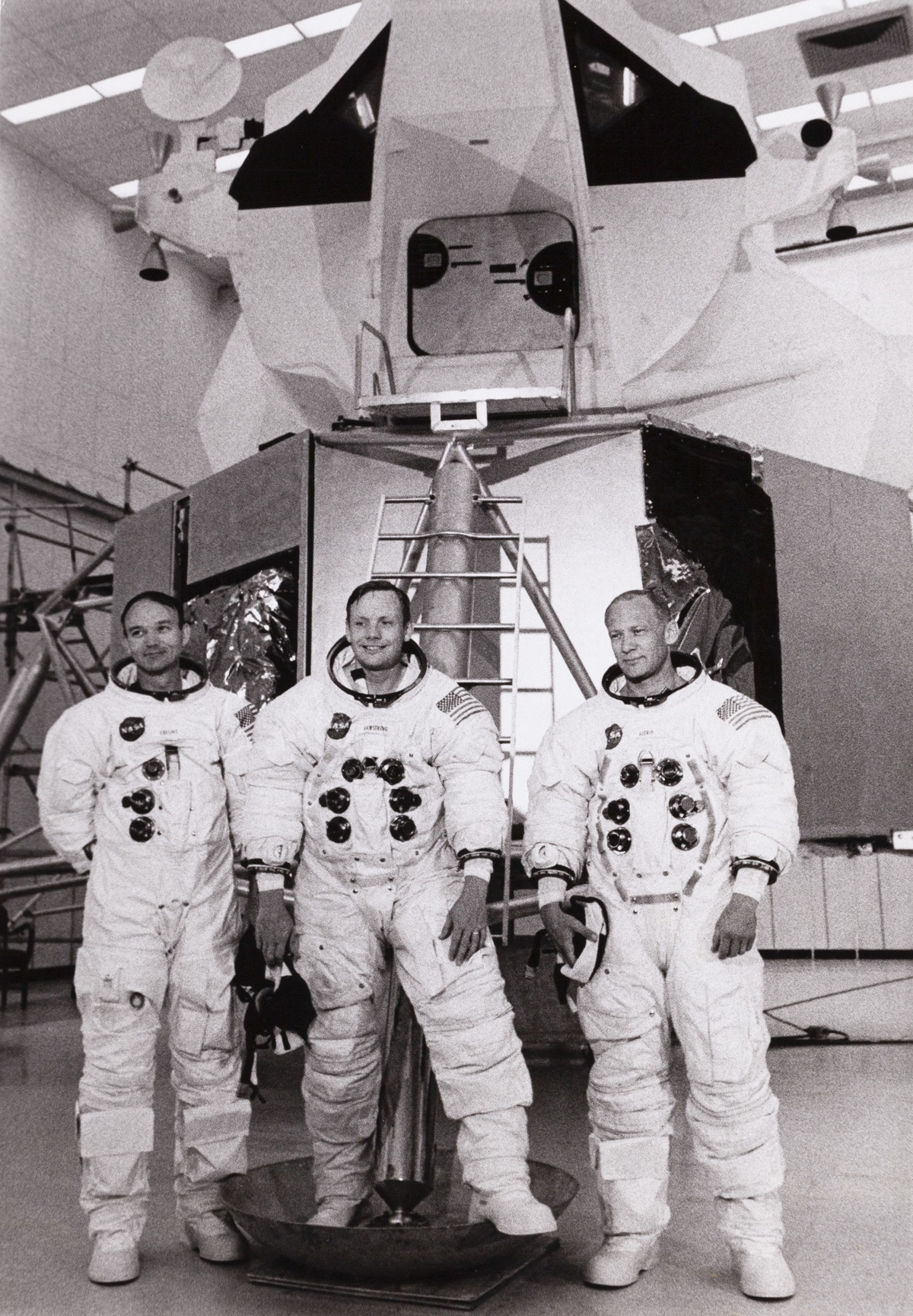 NASA PHOTOGRAPHER | The 'Apollo 11' crew in front of a mock-up of the ...