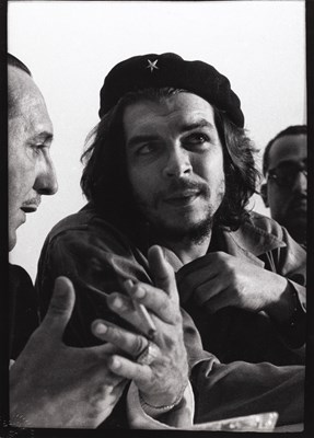 Lot 57 - OSVALDO SALAS (1914–1992) | Che Guevara at a meeting in Havana, Cuba 1960