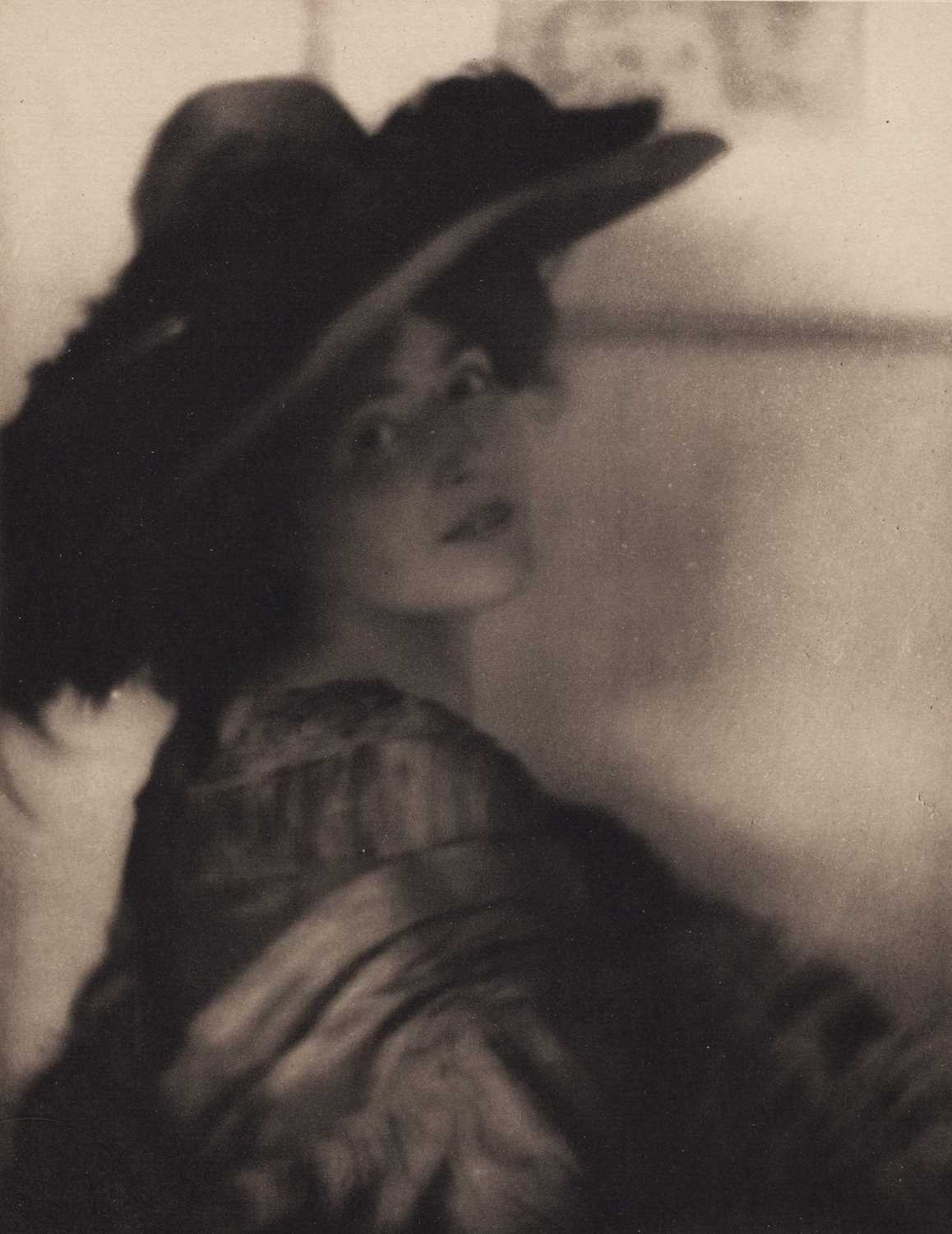 Lot 7 - ADOLPH DE MEYER (1868–1946)