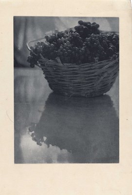 Lot 8 - ADOLPH DE MEYER (1868–1946)