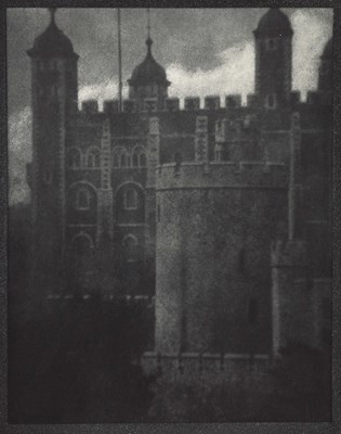 Lot 12 - ALVIN LANGDON COBURN (1889–1956)