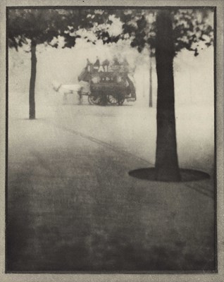 Lot 12 - ALVIN LANGDON COBURN (1889–1956)