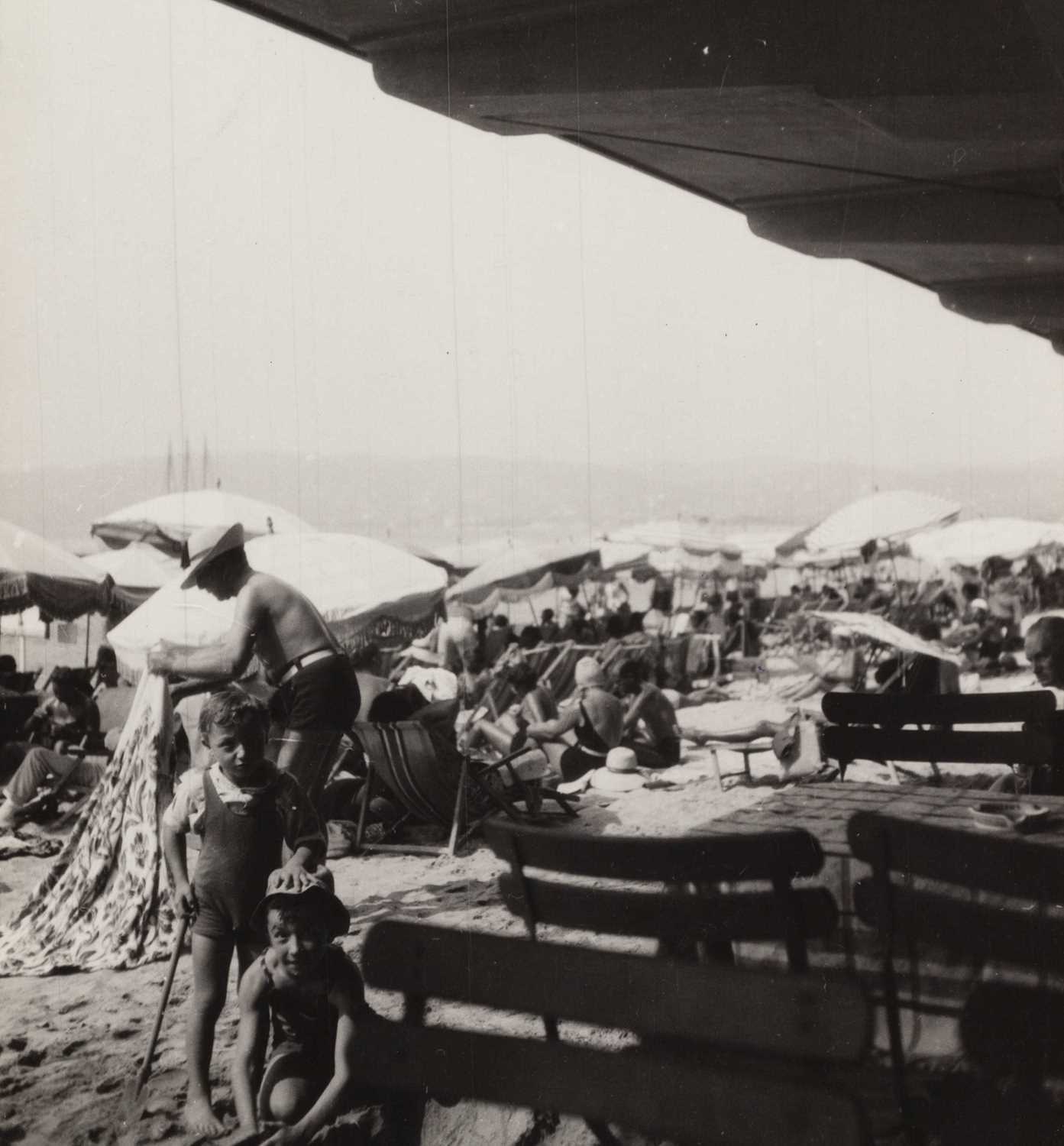 Lot 34 - GERMAINE KRULL (1897–1985)