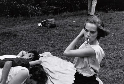 Lot 122 - BRUCE DAVIDSON (*1933)
