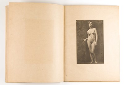 Lot 18 - GERMAINE KRULL (1897–1985) / WANDA VON DEBSCHITZ-KUNOWSKI (1870–1935) / JOZSEF PÈSCI (1889–1956)