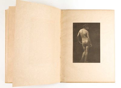 Lot 18 - GERMAINE KRULL (1897–1985) / WANDA VON DEBSCHITZ-KUNOWSKI (1870–1935) / JOZSEF PÈSCI (1889–1956)