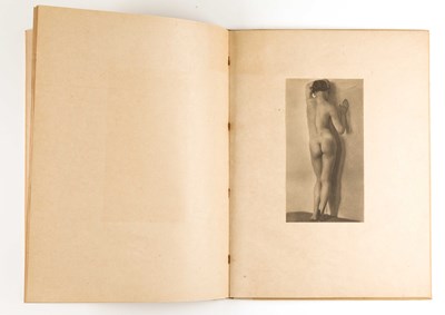 Lot 18 - GERMAINE KRULL (1897–1985) / WANDA VON DEBSCHITZ-KUNOWSKI (1870–1935) / JOZSEF PÈSCI (1889–1956)