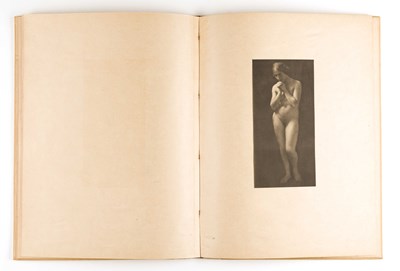 Lot 18 - GERMAINE KRULL (1897–1985) / WANDA VON DEBSCHITZ-KUNOWSKI (1870–1935) / JOZSEF PÈSCI (1889–1956)