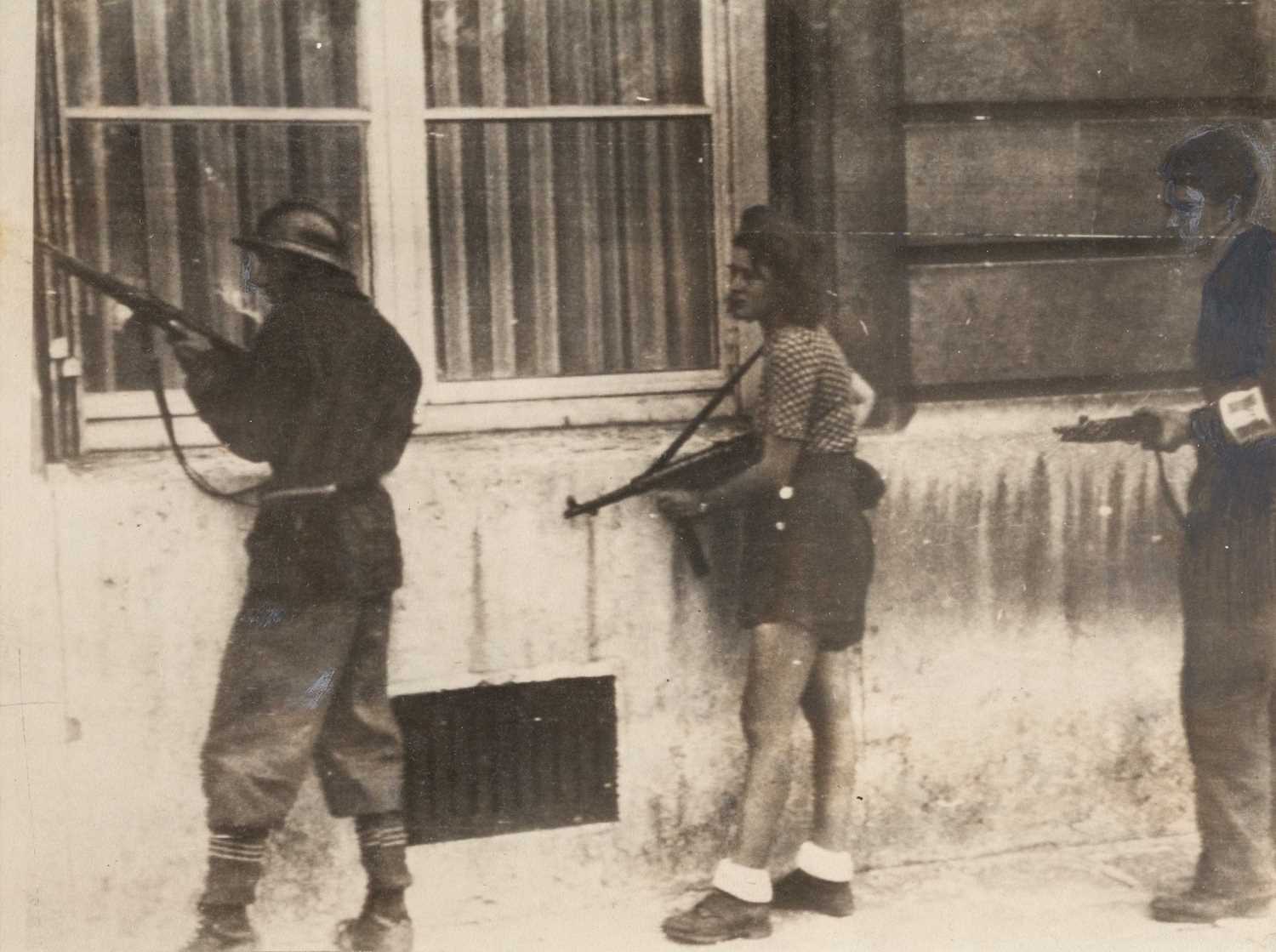 Lot 61 - ROBERT CAPA (1913–1954)