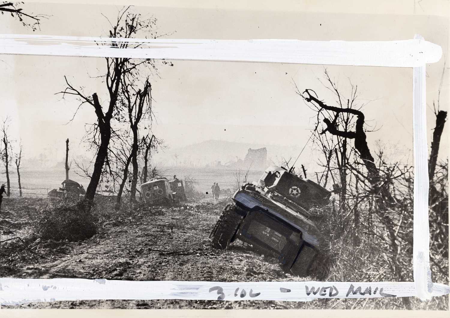 Lot 62 - ROBERT CAPA (1913–1954)