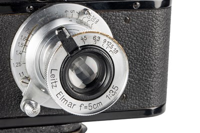 Lot 25 - Leica II Mod.D black Panorama outfit