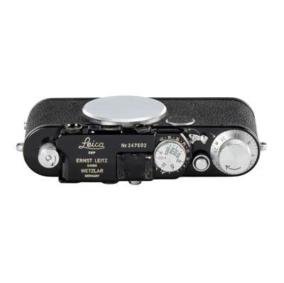 Lot 36 - Leica IIa-syn. black paint