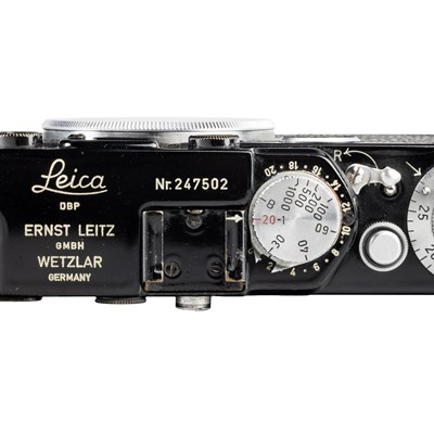 Lot 36 - Leica IIa-syn. black paint