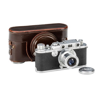 Lot 39 - Leica IIIa 'Monté en Sarre