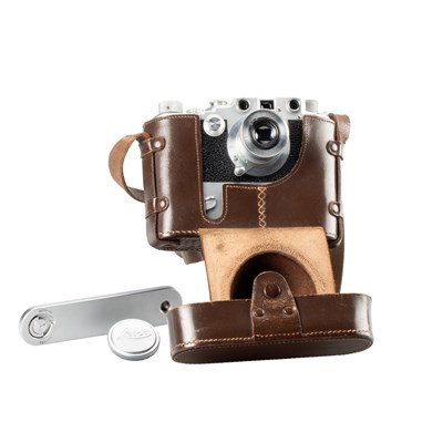 Lot 47 - Leica IIIc + MOOLY-C No.5016