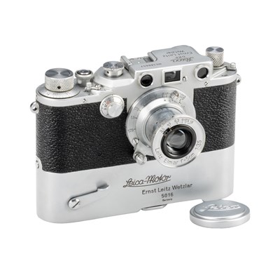 Lot 47 - Leica IIIc + MOOLY-C No.5016