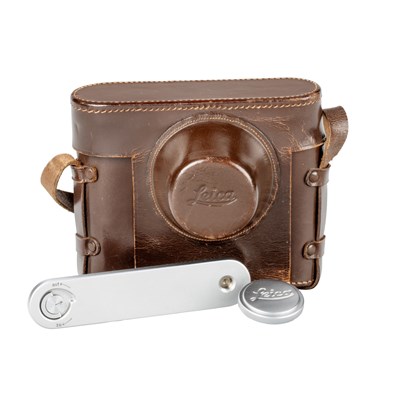 Lot 47 - Leica IIIc + MOOLY-C No.5016