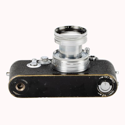 Lot 56 - Leica IIIc Black 'Leitz-Eigentum'