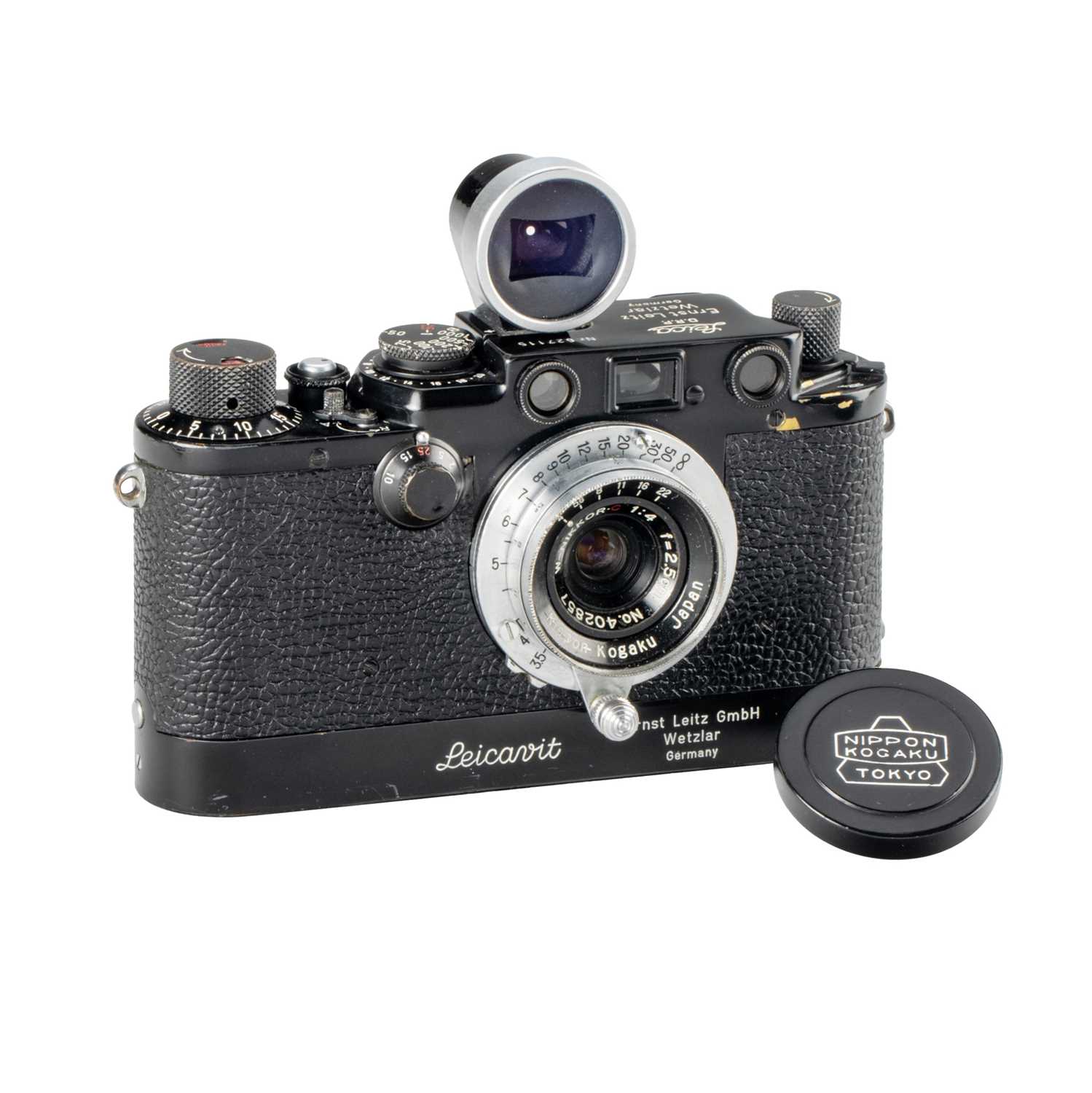 Lot 64 - Leica IIIf + Leicavit black paint + W-Nikkor 4/2.5cm