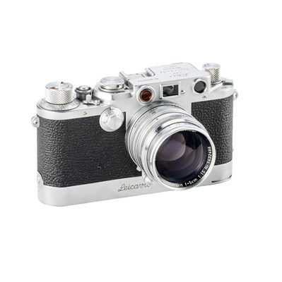 Lot 65 - Leica IIIf Black Dial outfit