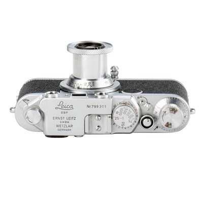 Lot 75 - Leica IIf Red Dial