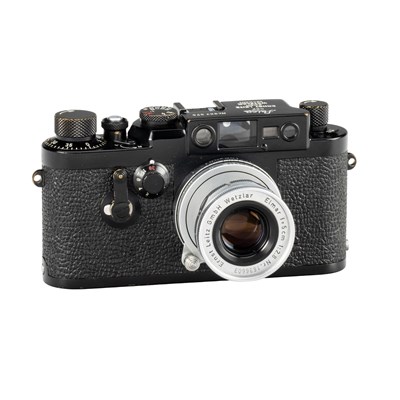 Lot 78 - Leica IIIg black 'Swedish Military'