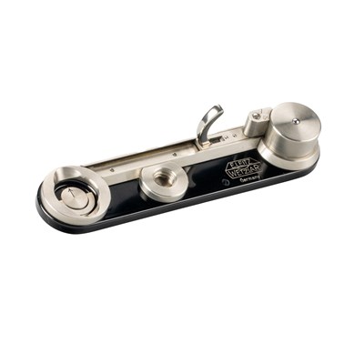 Lot 183 - Leitz SCNOO Rapid Winder black/nickel