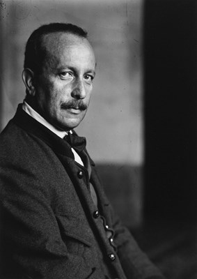 Lot 3 - FERDINAND SCHMUTZER (1870–1928)
