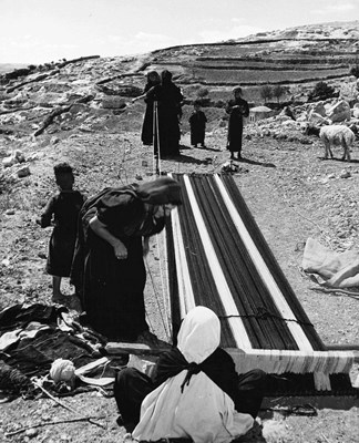 Lot 46 - DAVID DOUGLAS DUNCAN (1916–2018)