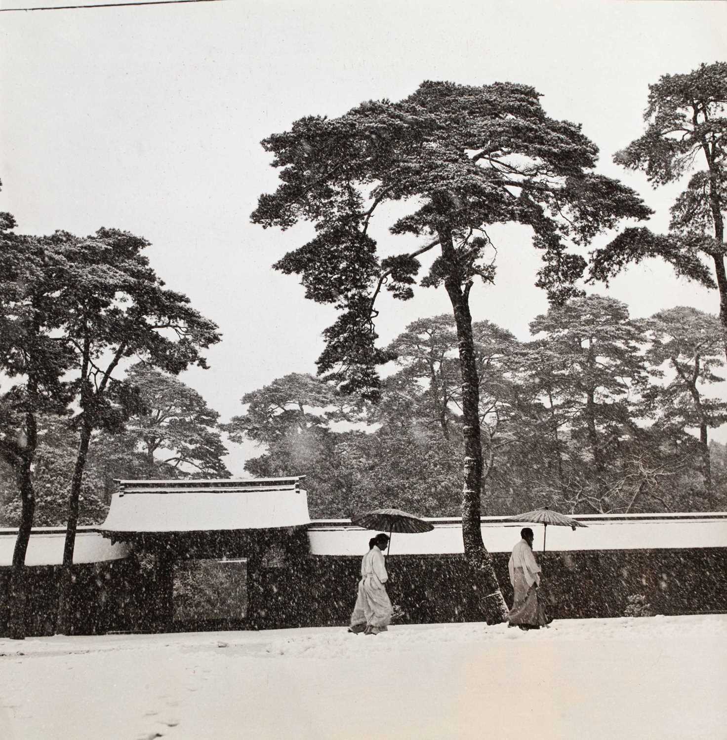 Lot 48 - WERNER BISCHOF (1916–1954)
