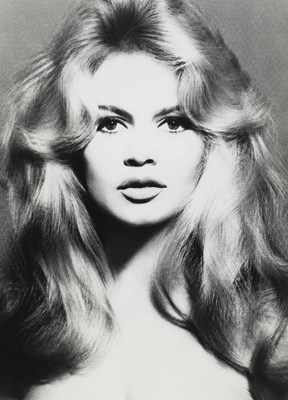 Lot 176 - RICHARD AVEDON (1923–2004)